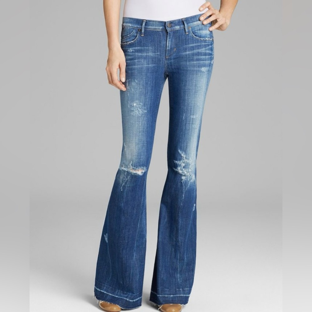 CITIZENS OF HUMANITY Ingrid Low Waist Flare Destroyed Blue Jeans Size 32